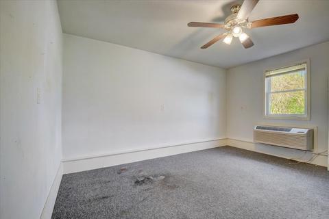 370 E Pendleton Pike, Ingalls, IN 46048 photo 29