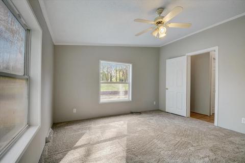 370 E Pendleton Pike, Ingalls, IN 46048 photo 16