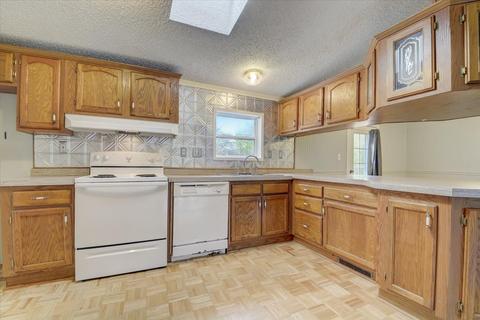370 E Pendleton Pike, Ingalls, IN 46048 photo 12