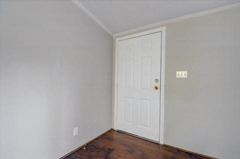 370 E Pendleton Pike, Ingalls, IN 46048 photo 5