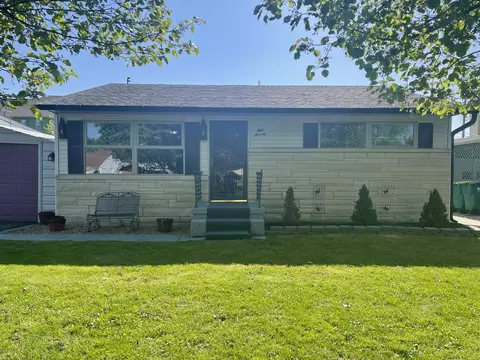 870 Glendale Dr, Franklin, IN 46131