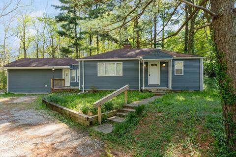 3303 Pinecrest Rd, Indianapolis, IN 46234