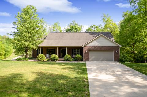 1947 W Jordan Dr, Seymour, IN 47274