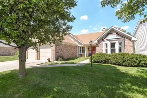 792 Woodview North Dr, Carmel, IN 46032
