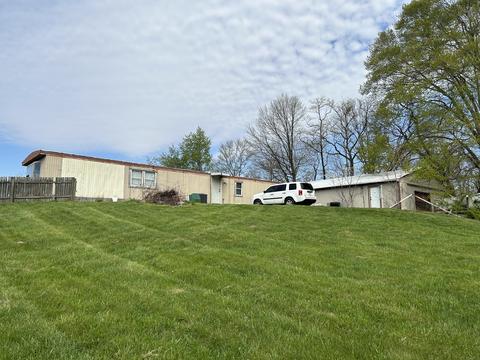 4690 Buffalo Ct, Martinsville, IN 46151