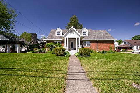 203 S Mulberry St, Batesville, IN 47006
