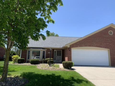 422 Waterford Ln, Avon, IN 46123
