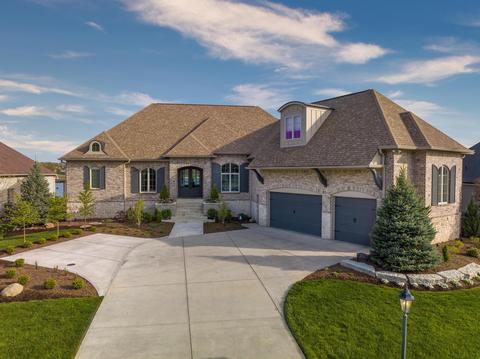 13512 Lake Ridge Ln, Mccordsville, IN 46055