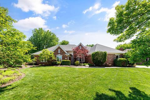 839 Richart Ln, Greenwood, IN 46142