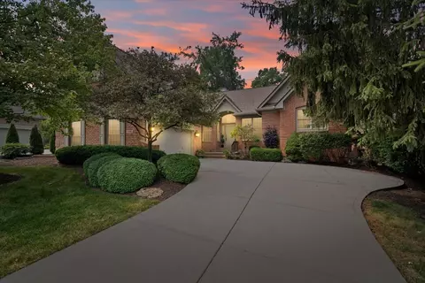 10480 Spring Highland Dr, Indianapolis, IN 46290