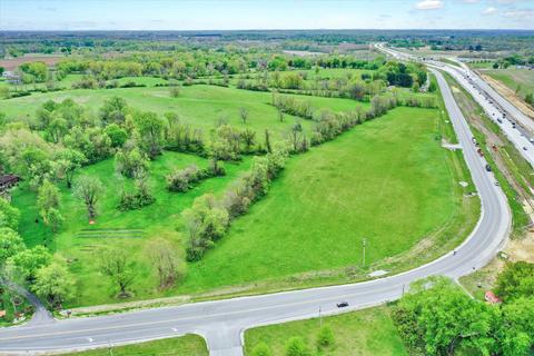 7200 W Stones Crossing Rd, Greenwood, IN 46143