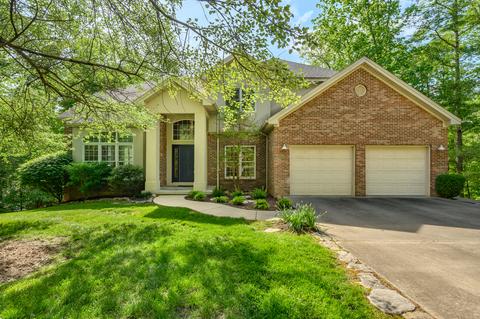 7830 Persimmon Lake Dr, Seymour, IN 47274