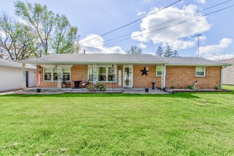 2211 S Stonehaven Dr, Yorktown, IN 47396
