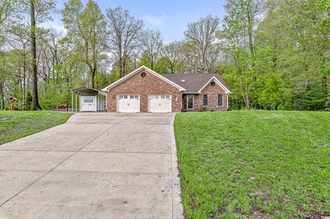 6 Lakewood Dr, Greenfield, IN 46140