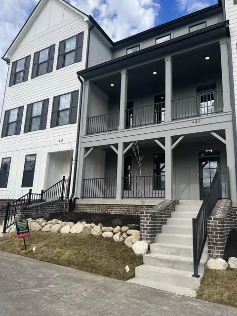 442 W Smoky Row, Carmel, IN 46032