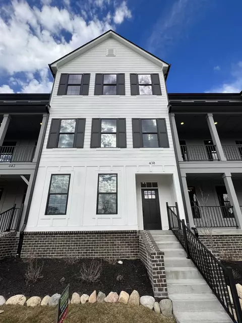 438 W Smoky Row, Carmel, IN 46032