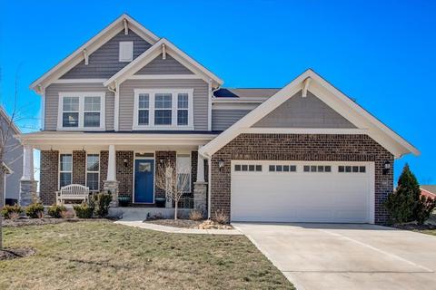 8662 Brookside Blvd N, Mccordsville, IN 46055