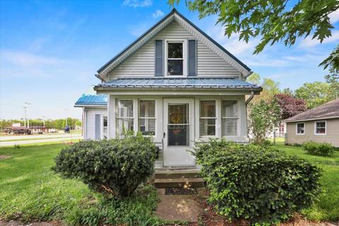 1320 5th St, Covington, IN 47932