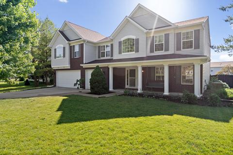 2365 S Woodgrove Way, New Palestine, IN 46163