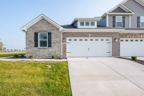 6386 Yuma Ct, Whitestown, IN 46075