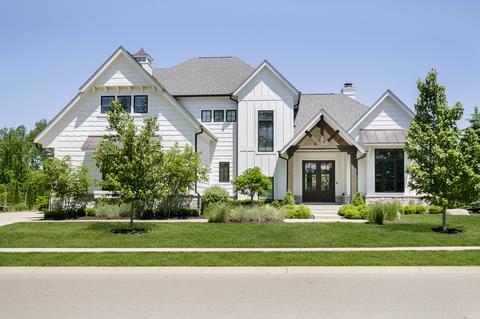 932 Chatham Hills Blvd, Westfield, IN 46074