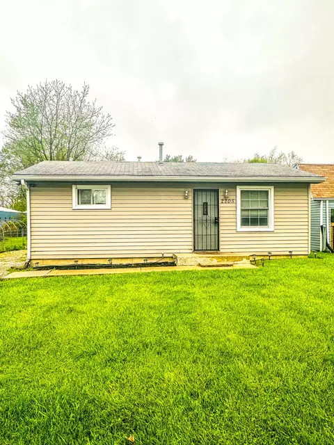 2205 N Brady St, Muncie, IN 47303
