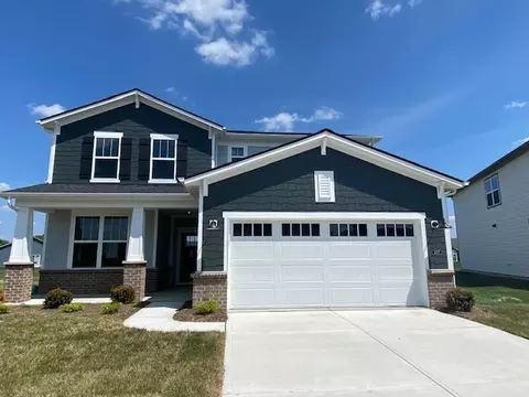 4957 Oak Hill Dr, Lebanon, IN 46052