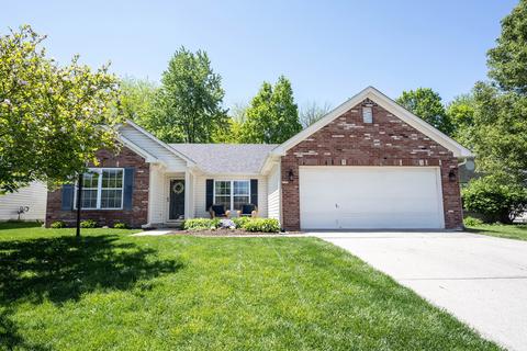 12352 Tuckaway Ct, Fishers, IN 46037