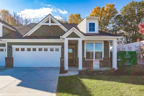 3959 Holly Brook Dr, Westfield, IN 46062