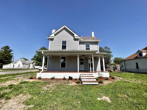 832 N Willow St, Rushville, IN 46173