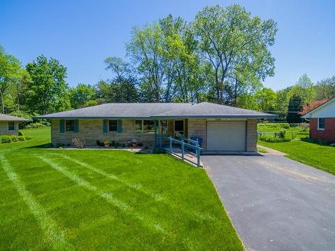 7141 Mclain Dr, Indianapolis, IN 46217