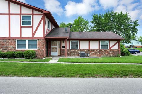 10071 Penrith Dr, Indianapolis, IN 46229