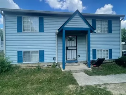 9308 Elmtree Ct, Indianapolis, IN 46235