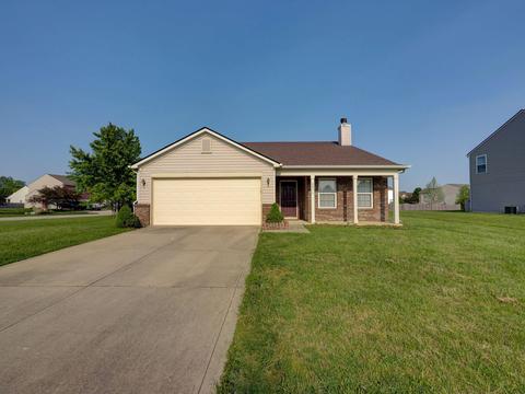 2211 Abbey St, Brownsburg, IN 46112