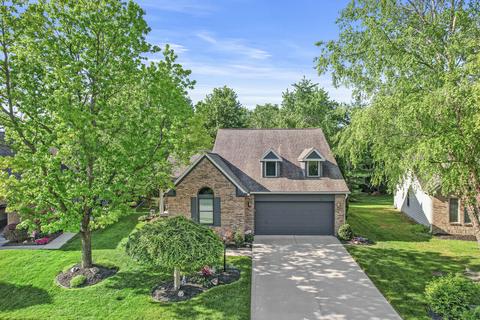 7253 Wolffe Dr, Fishers, IN 46038