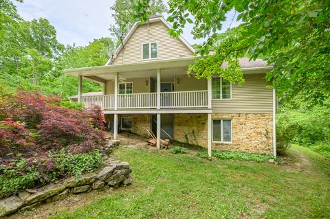 8850 Nineveh Rd, Nineveh, IN 46164