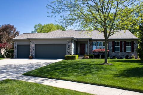 9025 Stonewick Cir, Zionsville, IN 46077