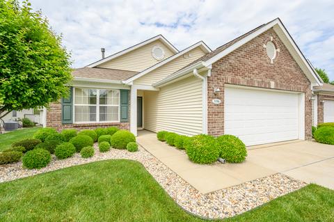 3196 Meridian Meadows Rd, Greenwood, IN 46142