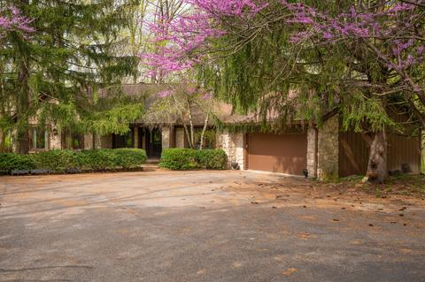780 S Us 421, Zionsville, IN 46077