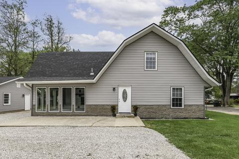 289 N Pine St, Morgantown, IN 46160