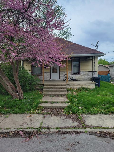 1202 N Gentry St, Frankfort, IN 46041