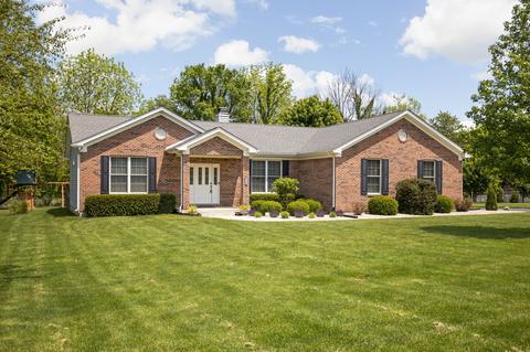 8464 Big Bend Rd, Martinsville, IN 46151