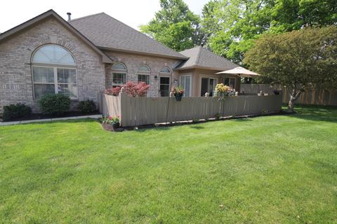 7412 Courtyard Way, Fishers, IN 46038