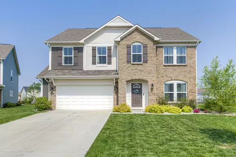 6218 N Woods Edge Ct, Mccordsville, IN 46055