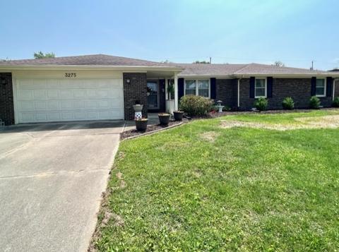 3275 Woodcrest Ct, Columbus, IN 47203
