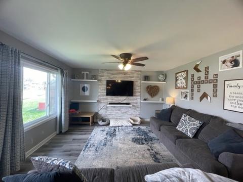 2914 Streamside Dr, Columbus, IN 47203 photo 3