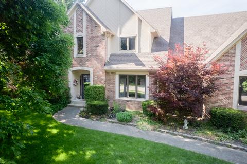 6364 Deerwood Ct, Greenwood, IN 46143