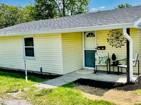 2300 N E St, Elwood, IN 46036