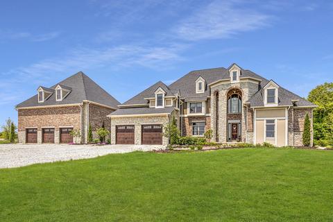910 S 800 E, Zionsville, IN 46077