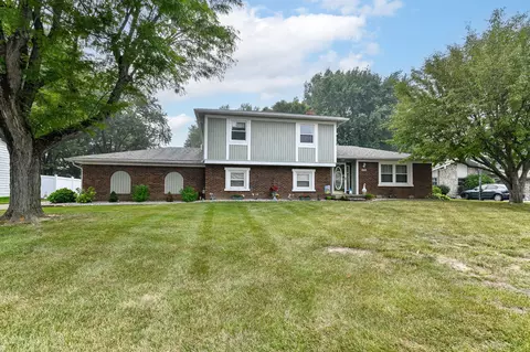 6554 Saint James Dr, Indianapolis, IN 46217